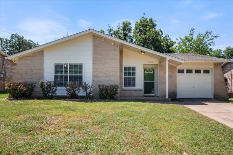 1110 Rosewood Lane Arlington TX 76010