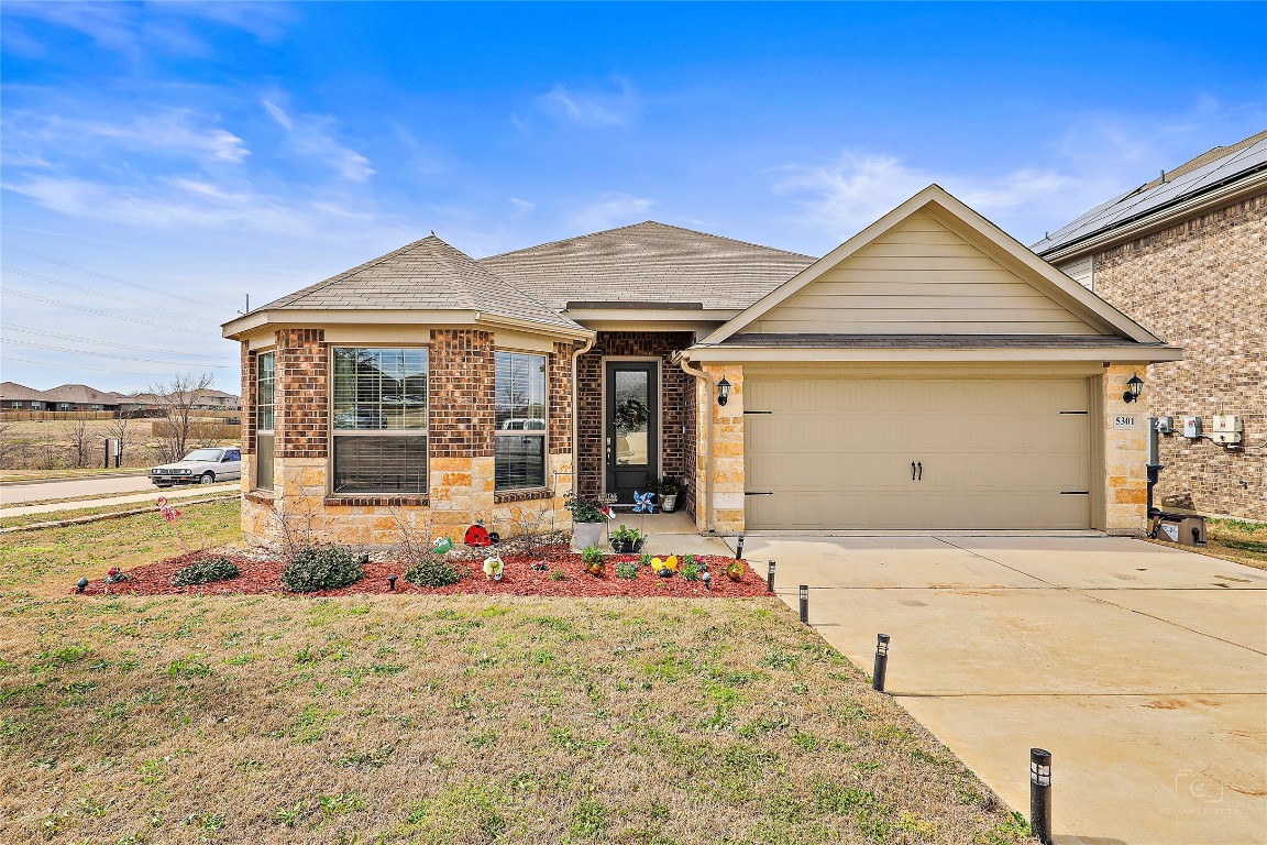 5301 Songbird Trail Denton TX 76207