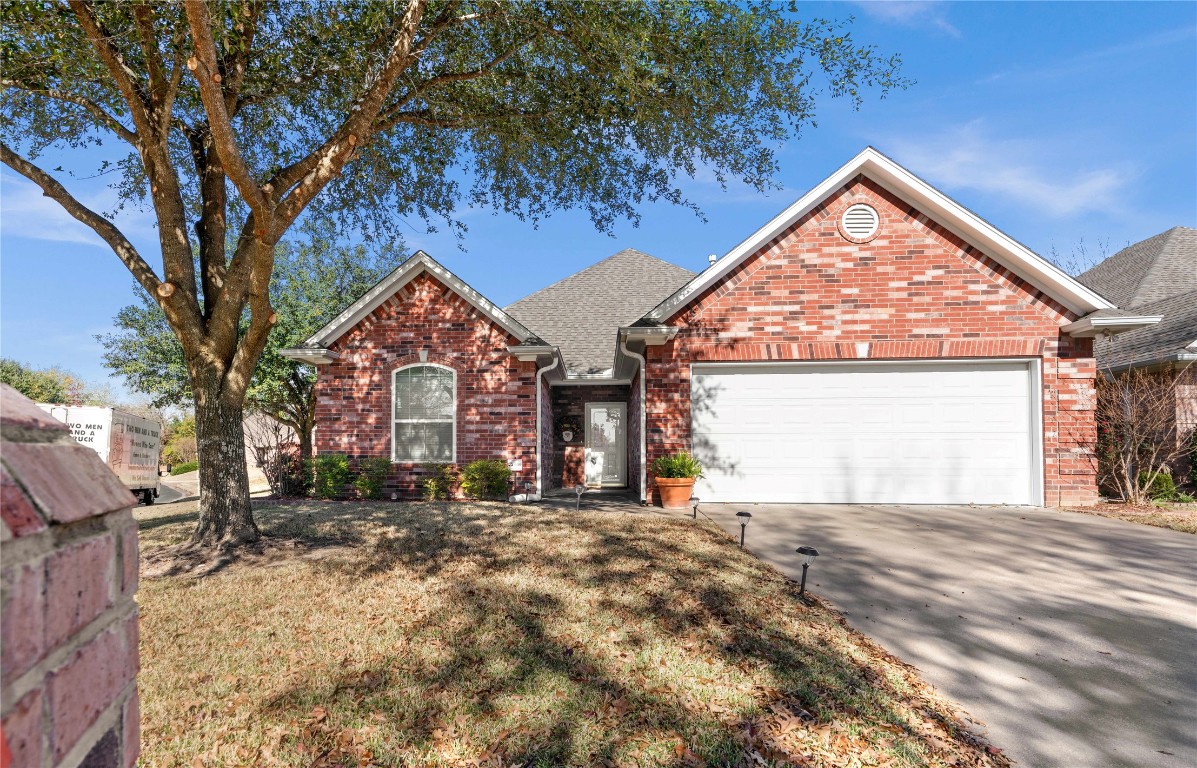 1927 Hollyglen Drive Tyler TX 75703