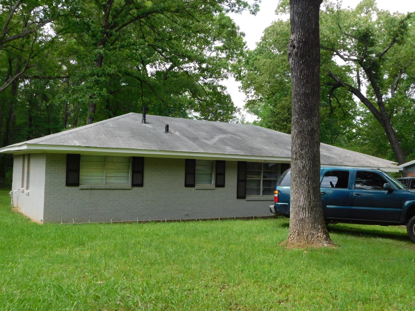 714 NE 5th Street Springhill LA 71075
