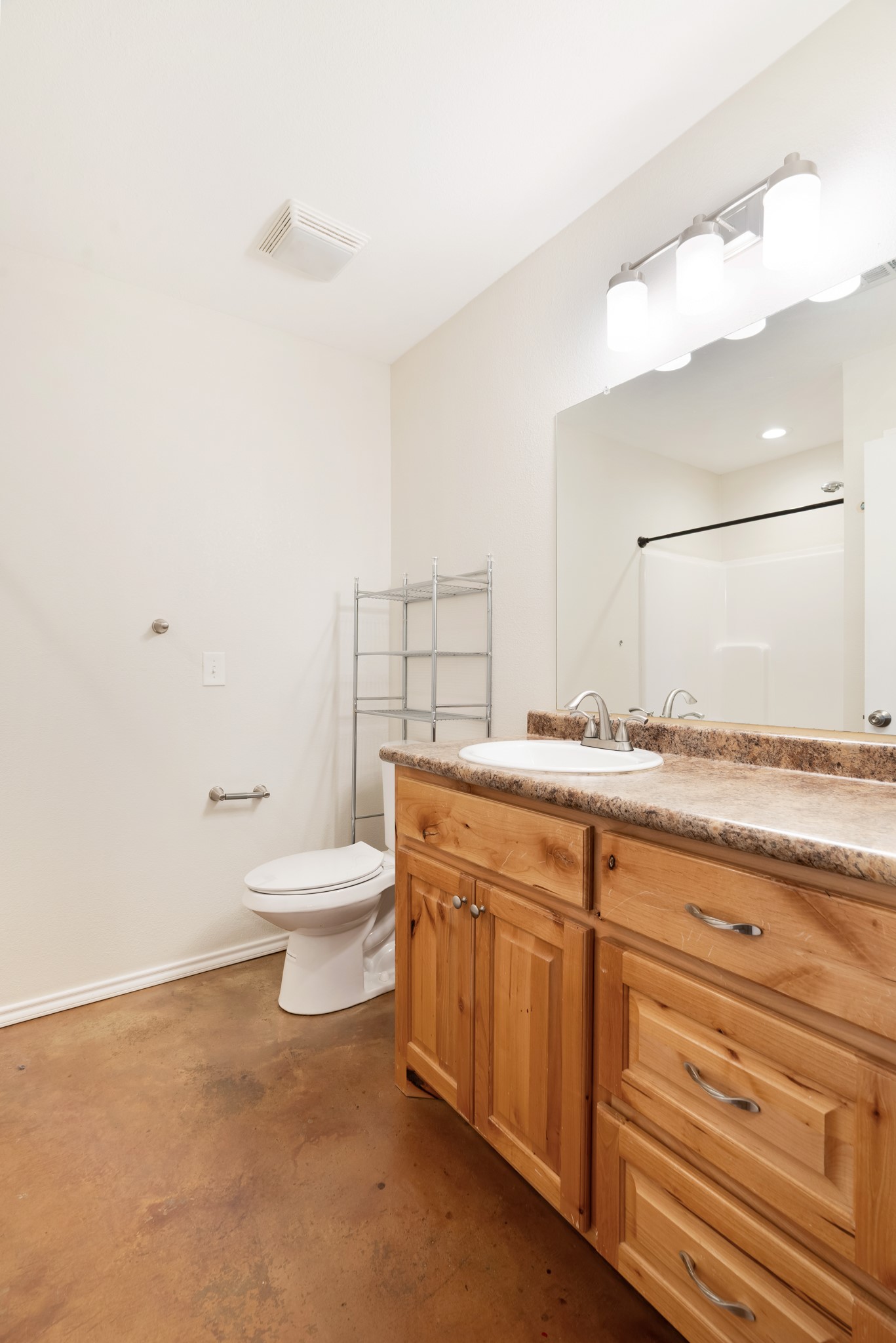 525 19th Street NW Paris TX 75460
