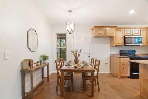 525 19th Street NW Paris TX 75460