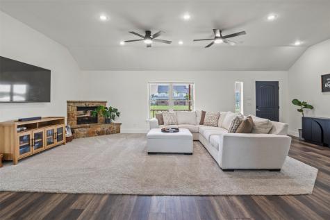10486 Pheasant Run Justin TX 76247