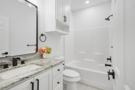928 Duckenfield Tyler TX 75701