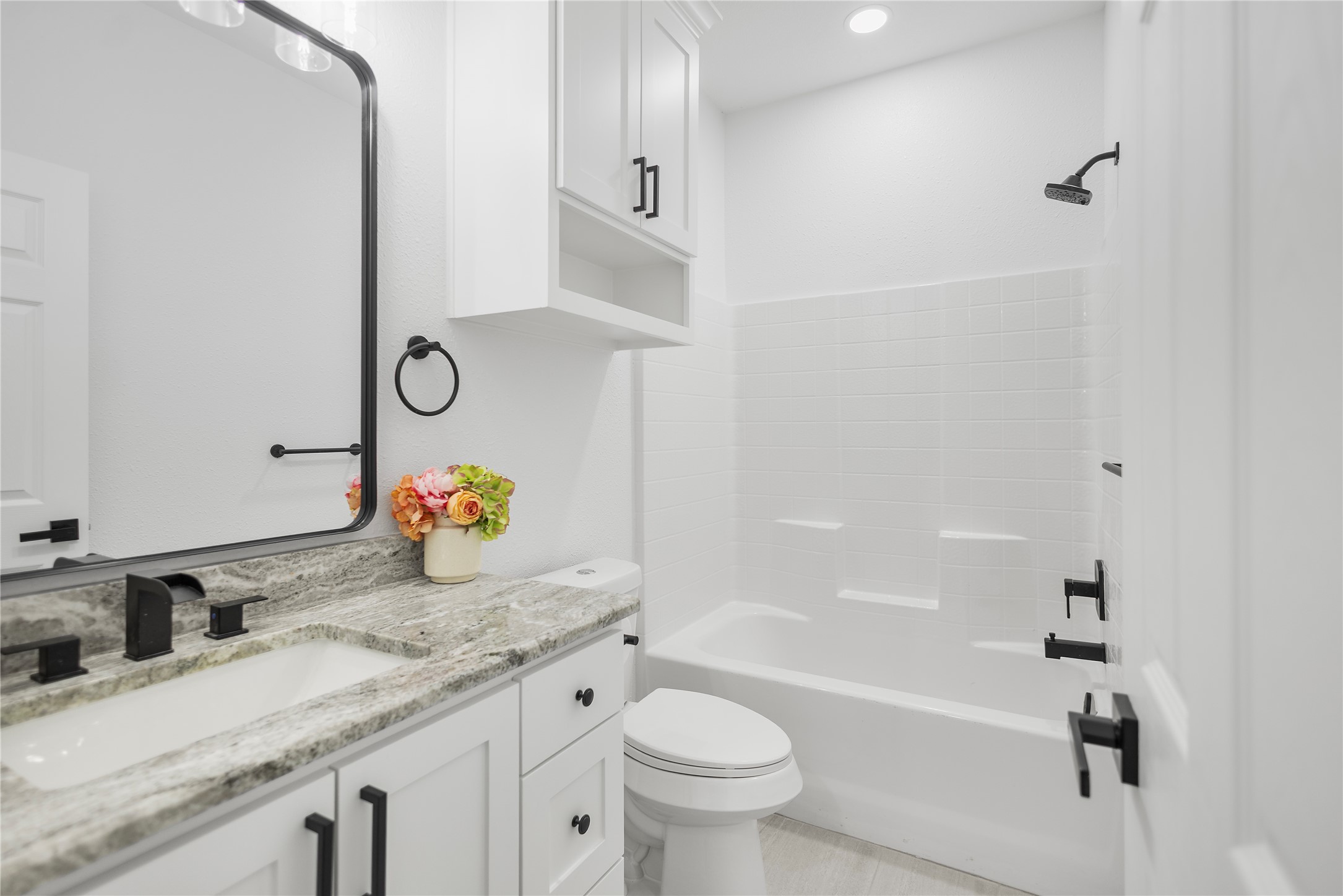 928 Duckenfield Tyler TX 75701
