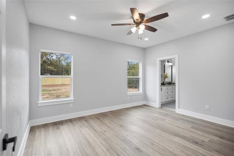 928 Duckenfield Tyler TX 75701