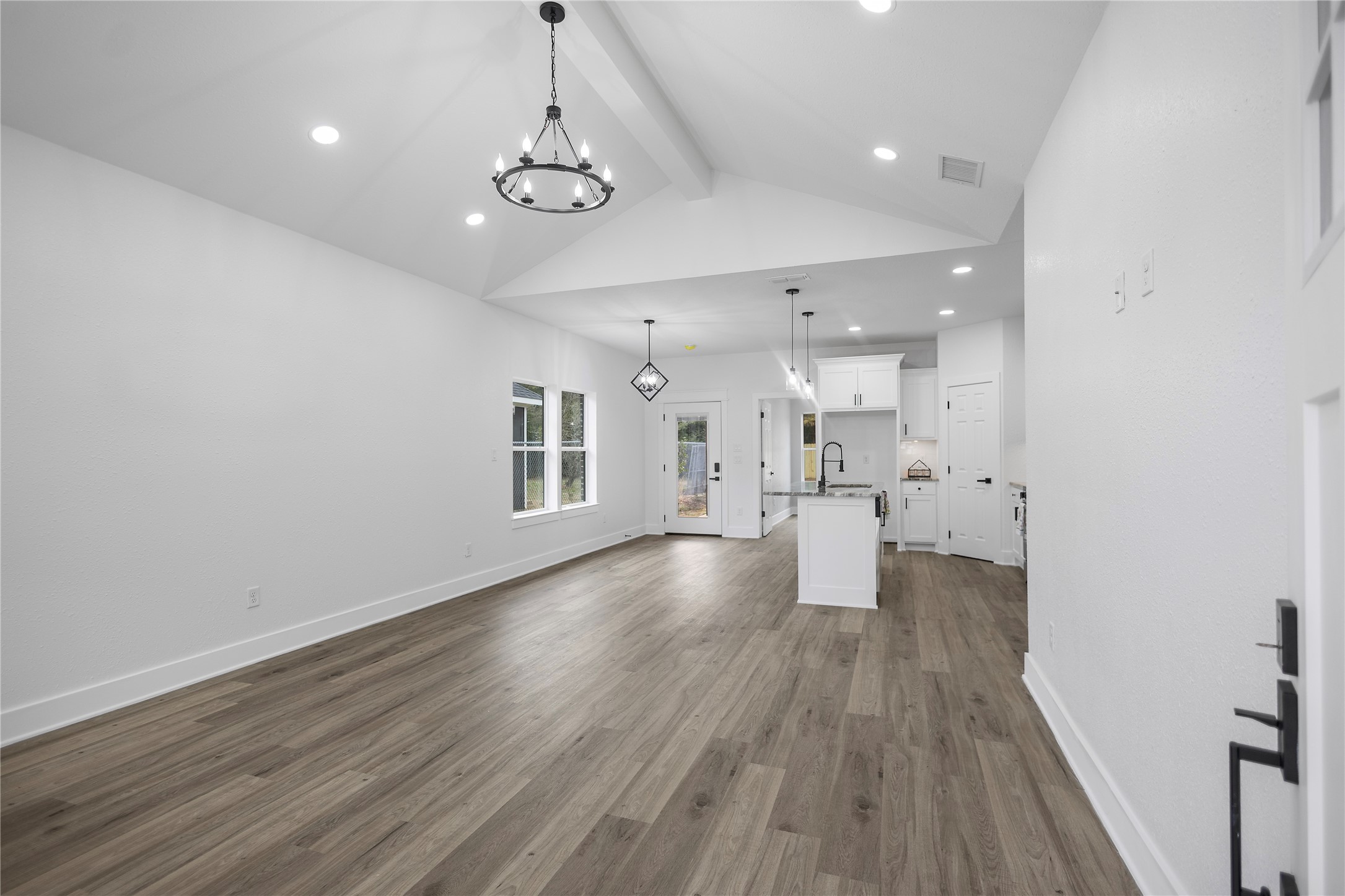 928 Duckenfield Tyler TX 75701