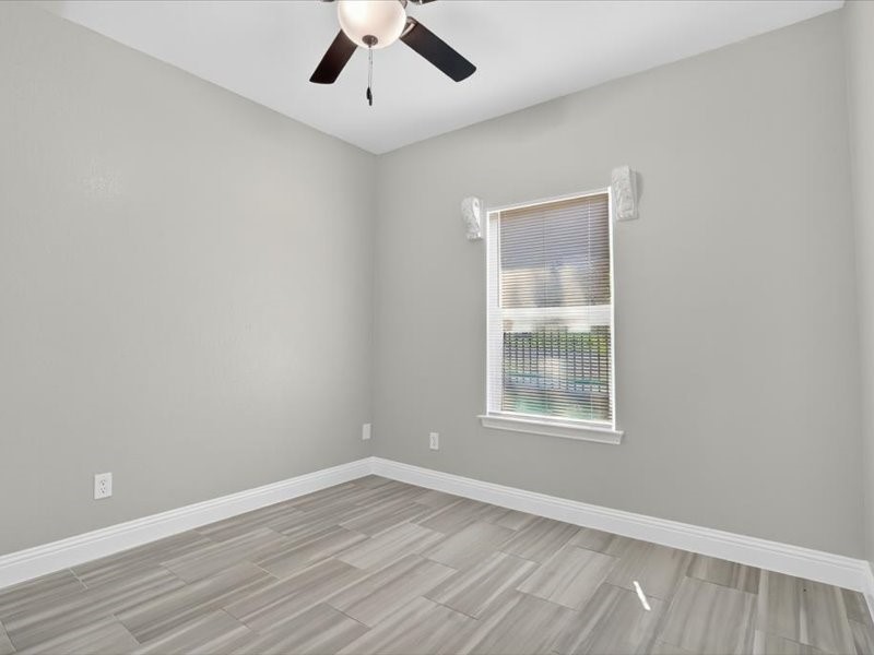 3026 N Hampton Street Fort Worth TX 76106