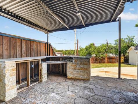 3026 N Hampton Street Fort Worth TX 76106