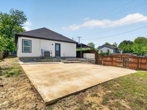 3026 N Hampton Street Fort Worth TX 76106