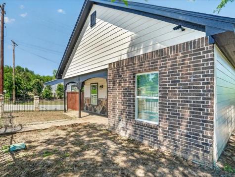3026 N Hampton Street Fort Worth TX 76106