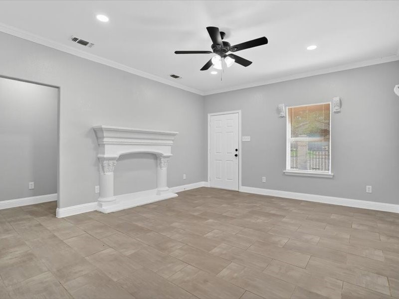 3026 N Hampton Street Fort Worth TX 76106