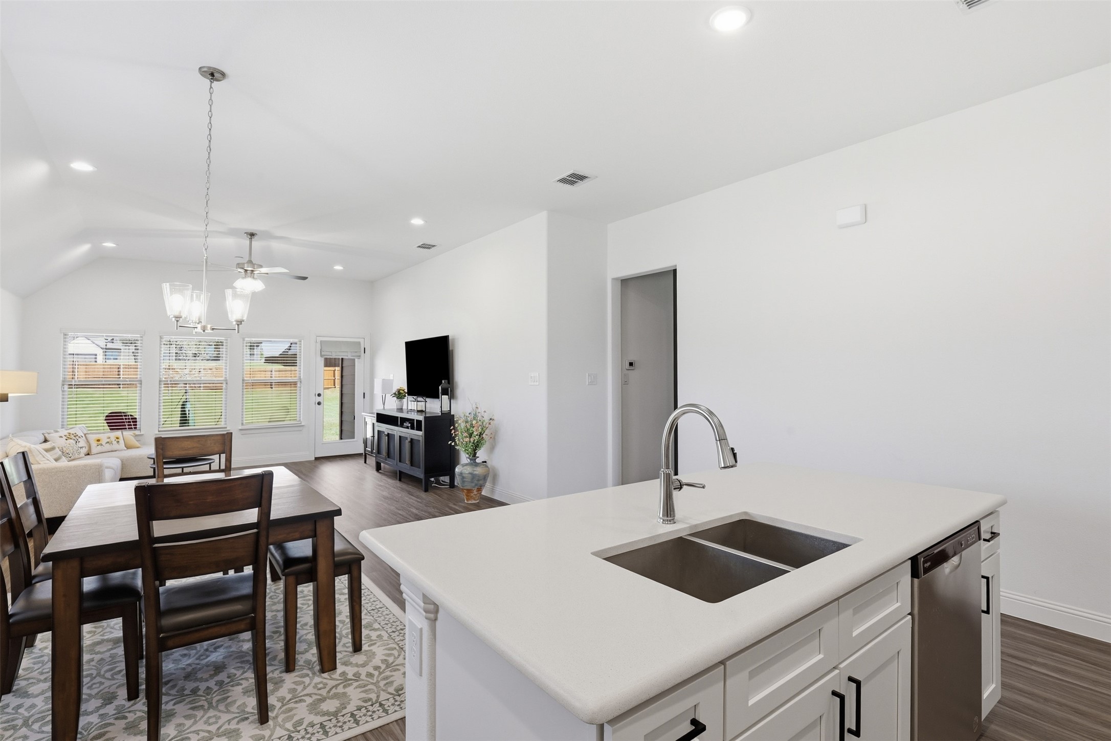 1101 Springfield Road Springtown TX 76082