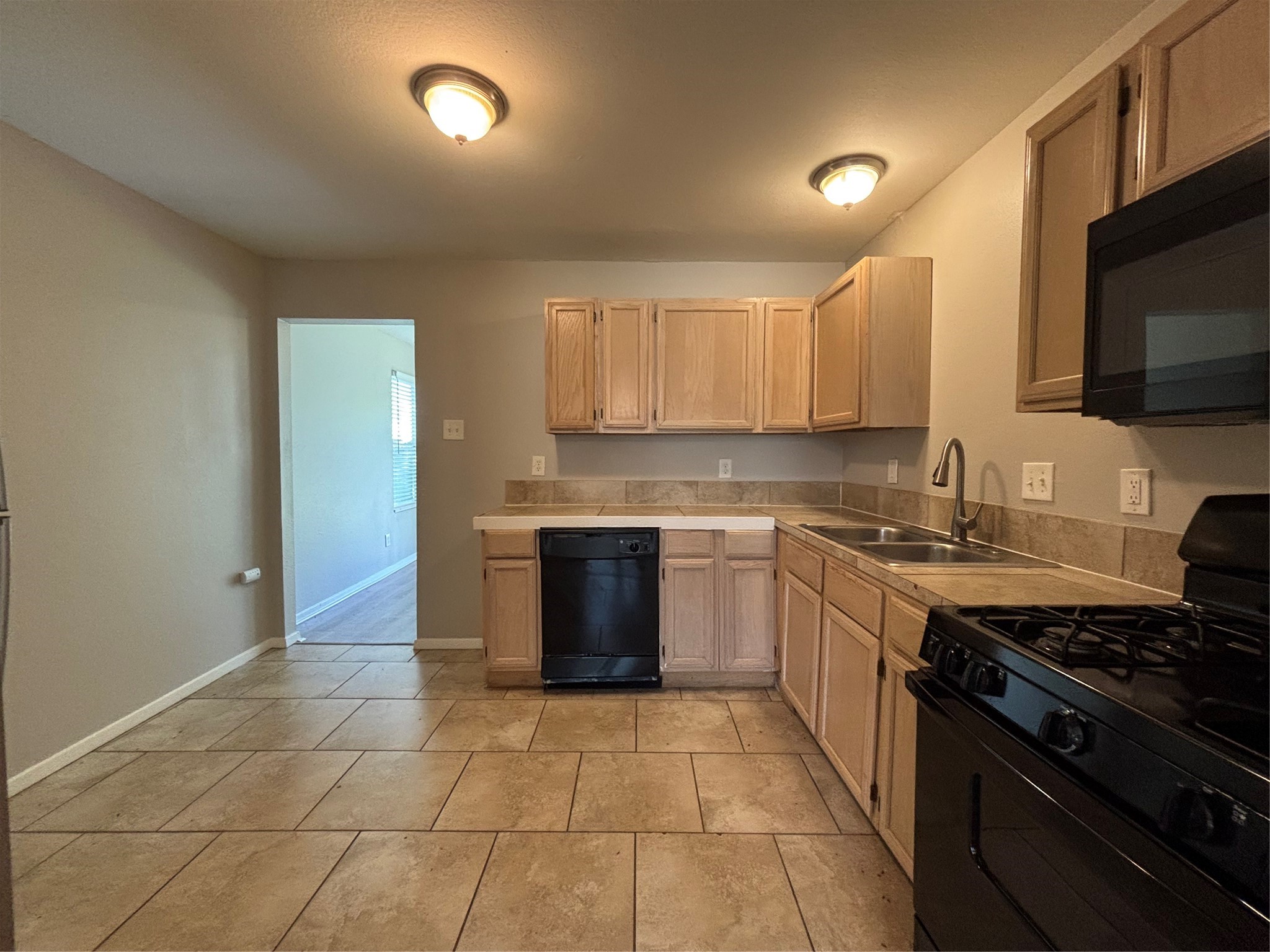 1821 Sandy Lane Mesquite TX 75149