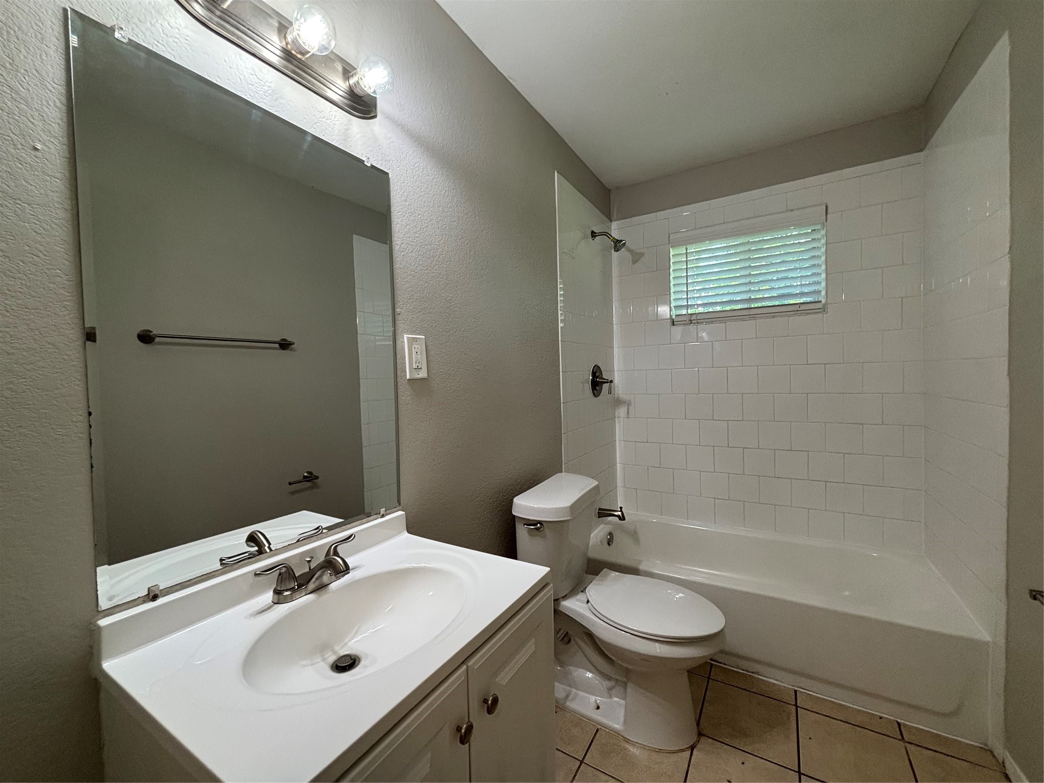 1821 Sandy Lane Mesquite TX 75149