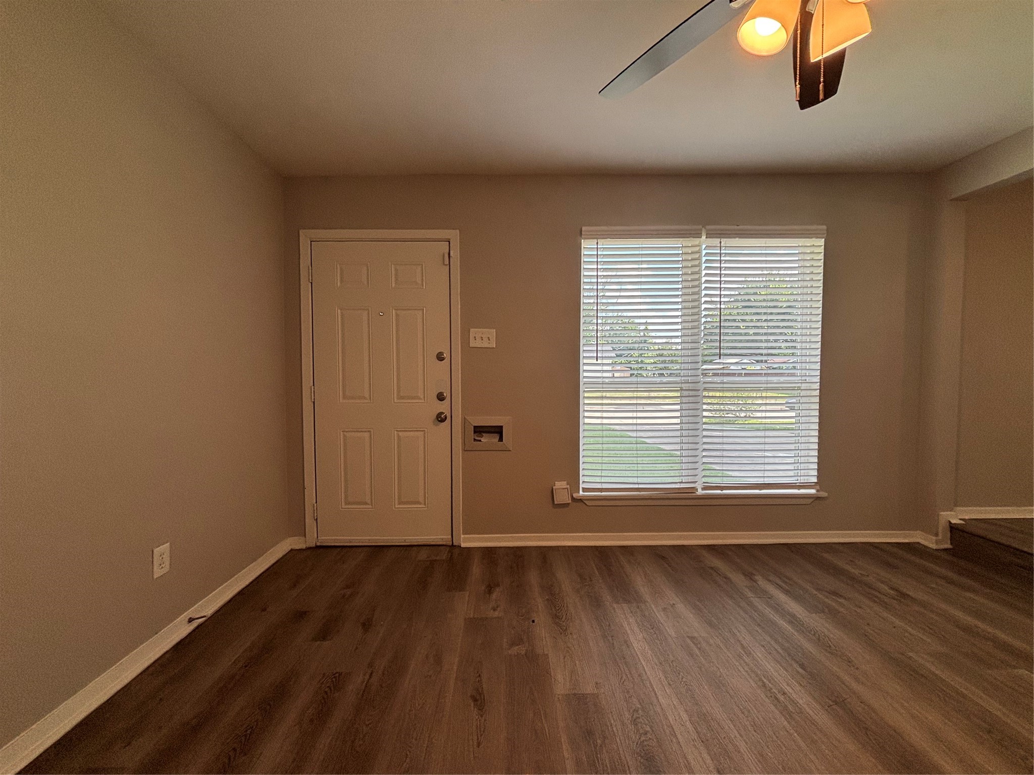 1821 Sandy Lane Mesquite TX 75149