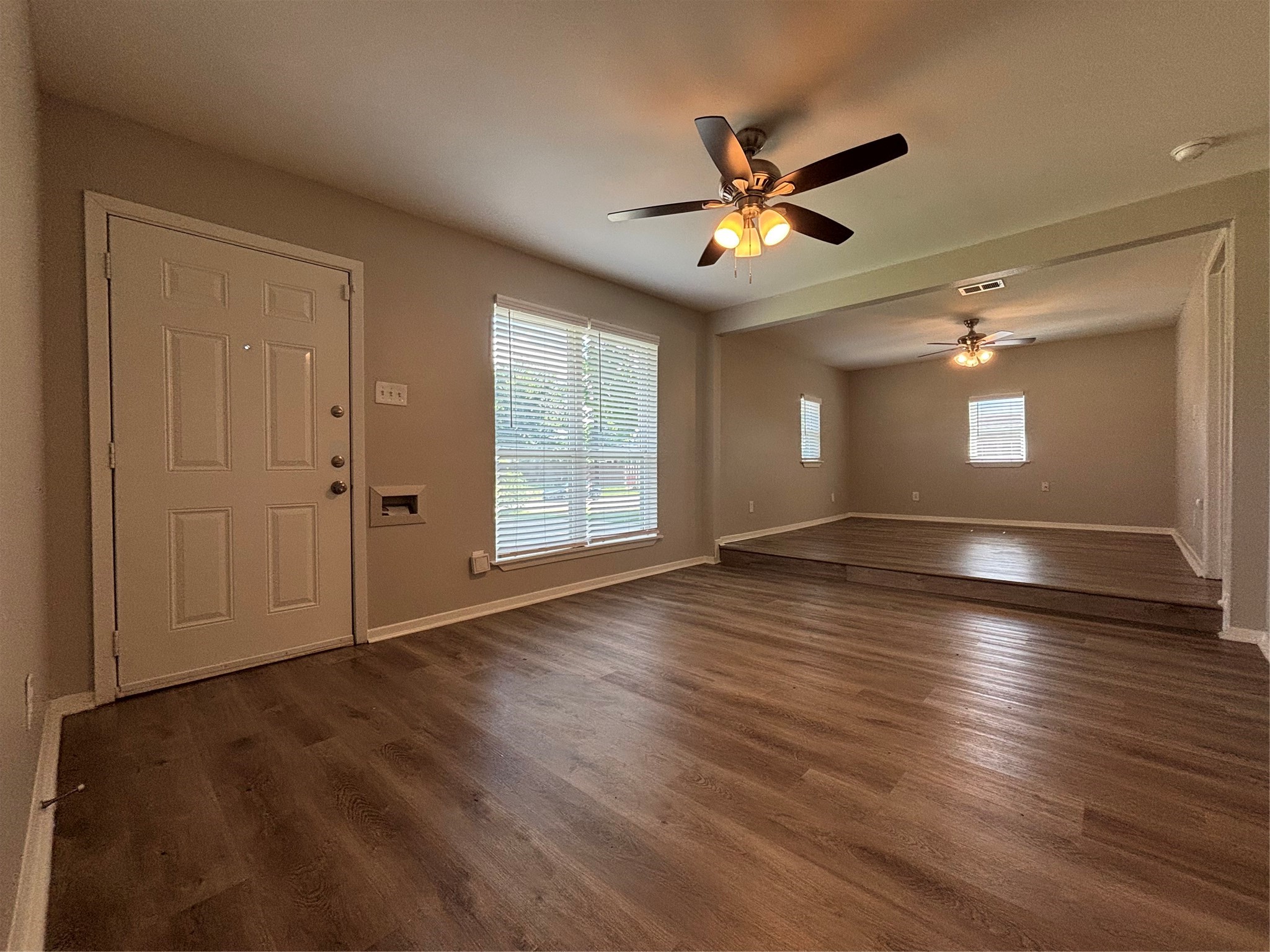 1821 Sandy Lane Mesquite TX 75149
