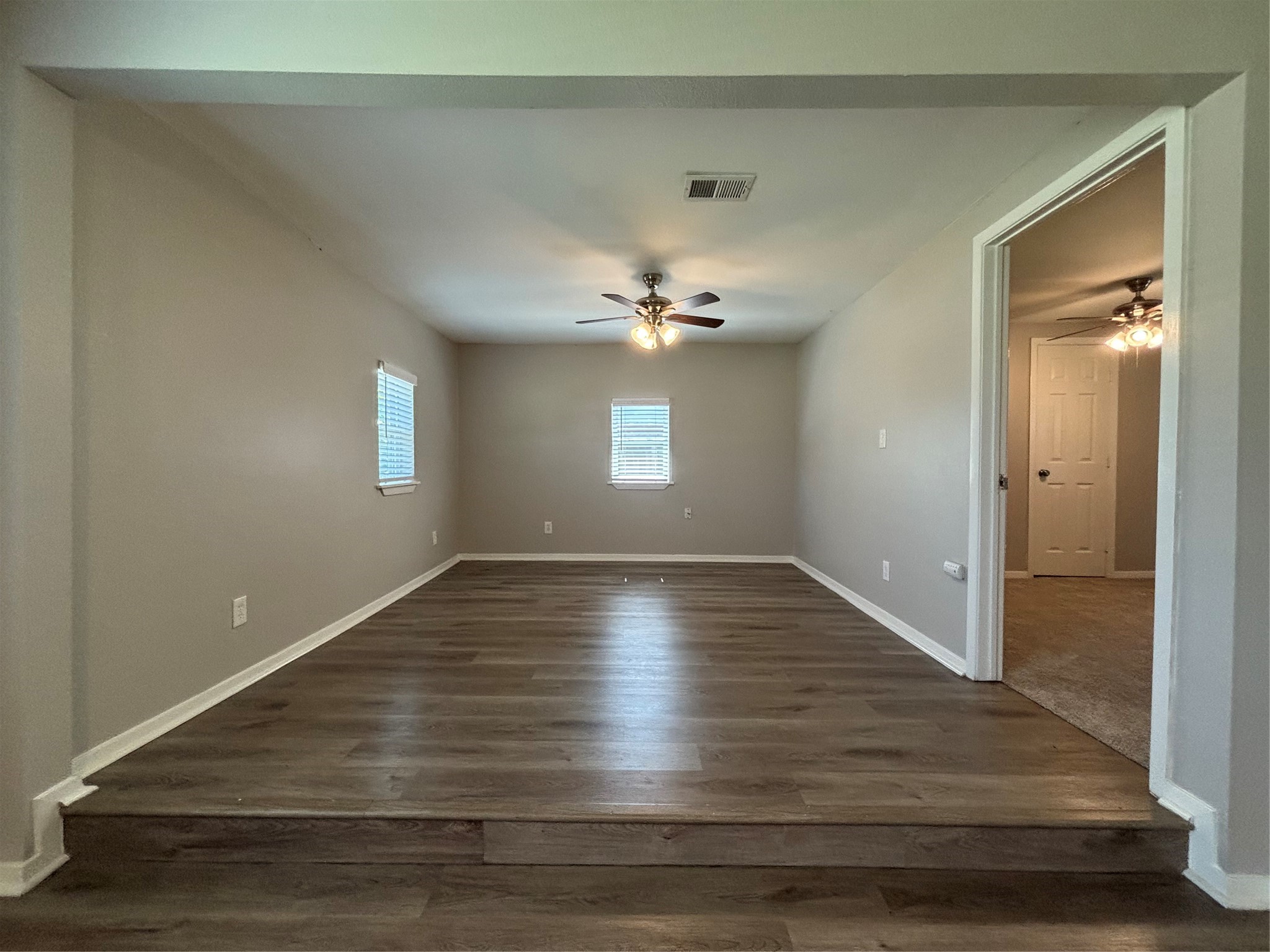 1821 Sandy Lane Mesquite TX 75149