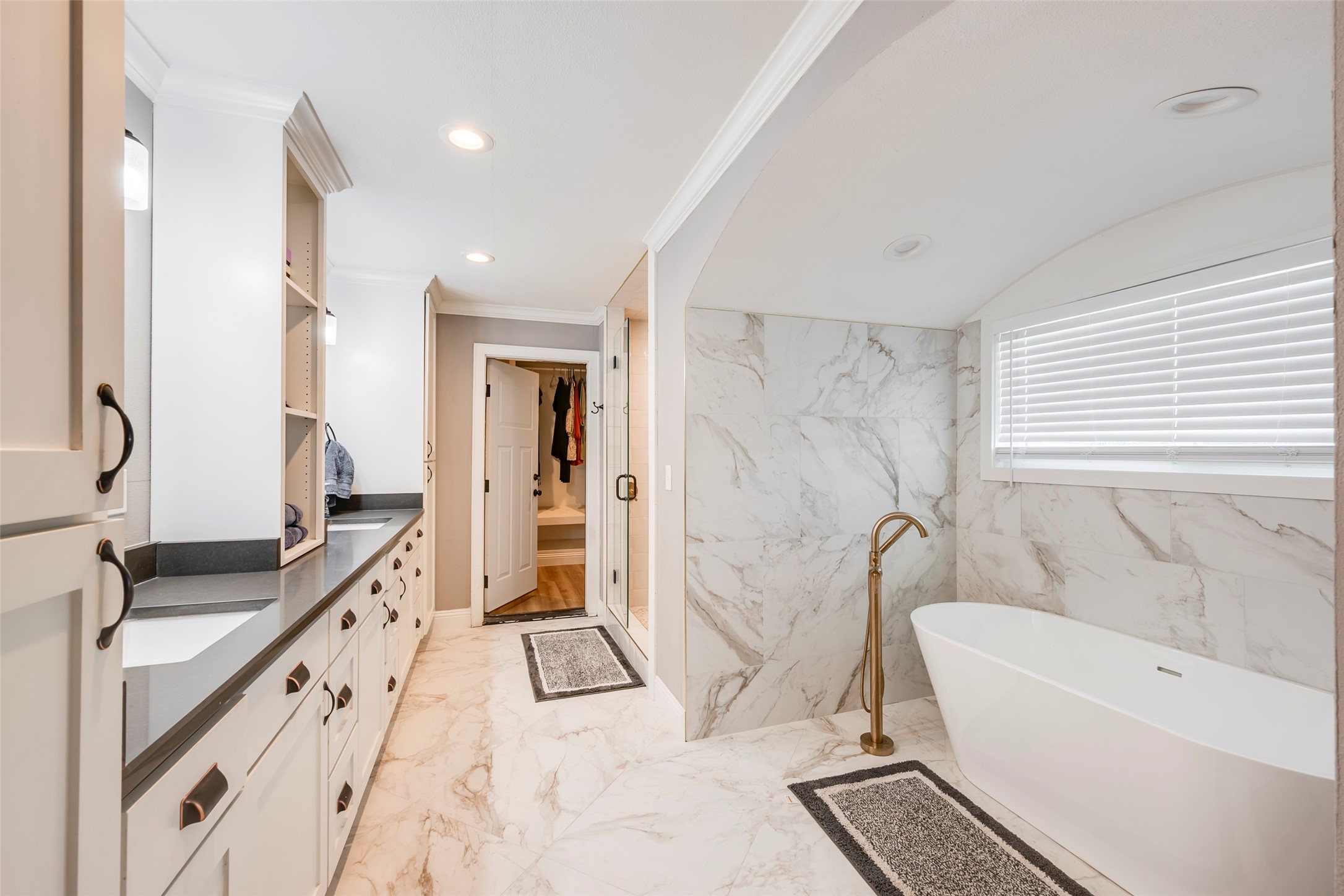 2908 Carson Street Haltom City TX 76117