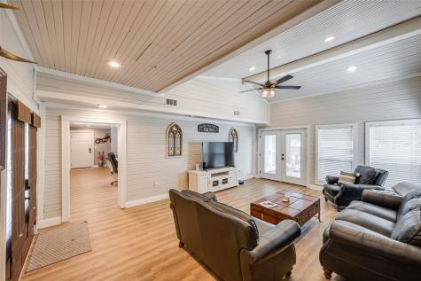 2908 Carson Street Haltom City TX 76117