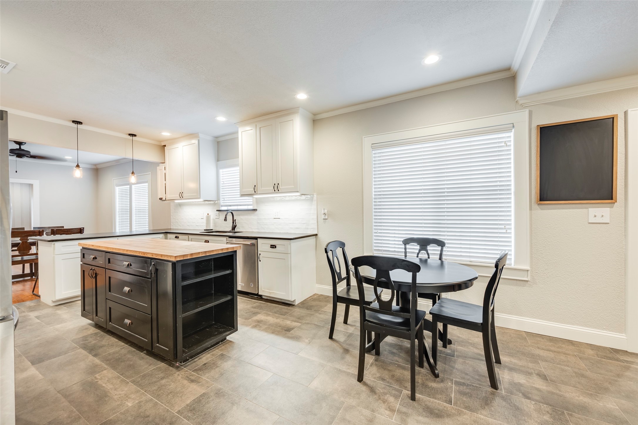 2908 Carson Street Haltom City TX 76117