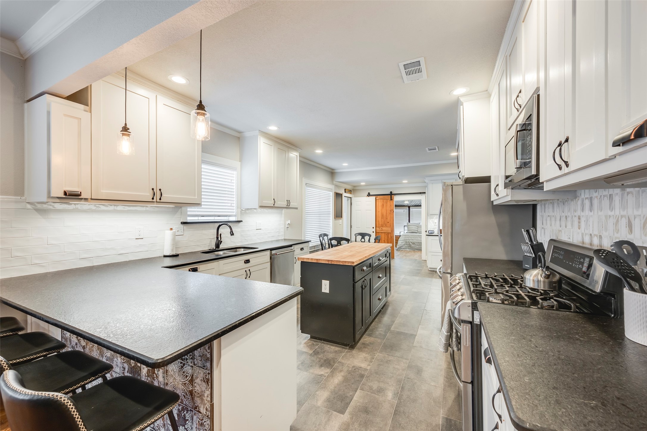 2908 Carson Street Haltom City TX 76117