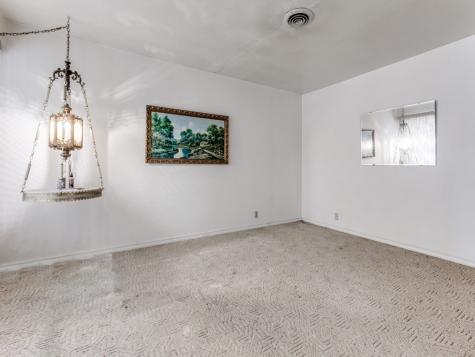2804 S 5th Street Garland TX 75041