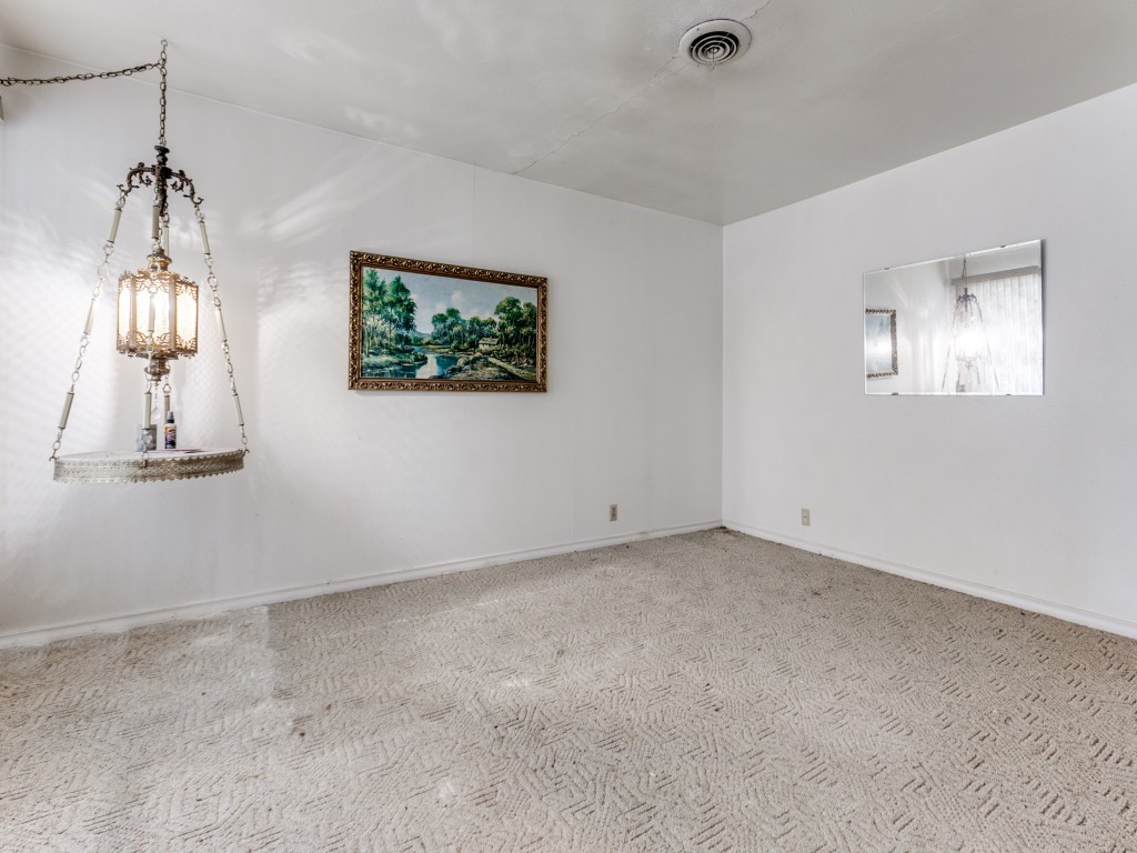 2804 S 5th Street Garland TX 75041
