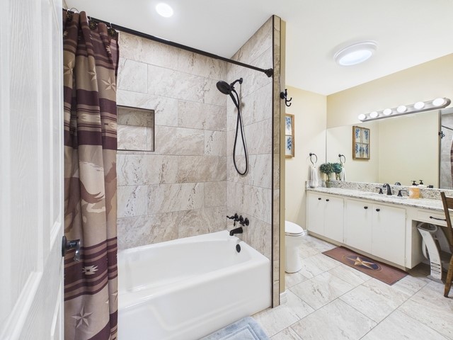 409 N Elm Street Frankston TX 75763