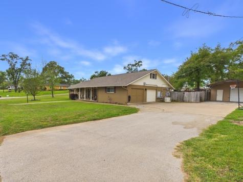 409 N Elm Street Frankston TX 75763