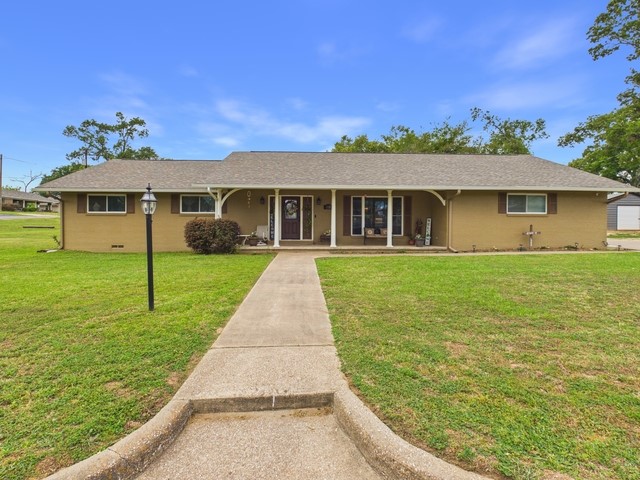 409 N Elm Street Frankston TX 75763