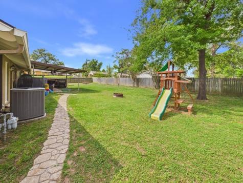409 N Elm Street Frankston TX 75763