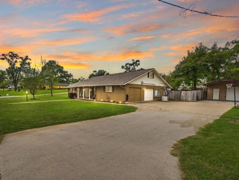 409 N Elm Street Frankston TX 75763