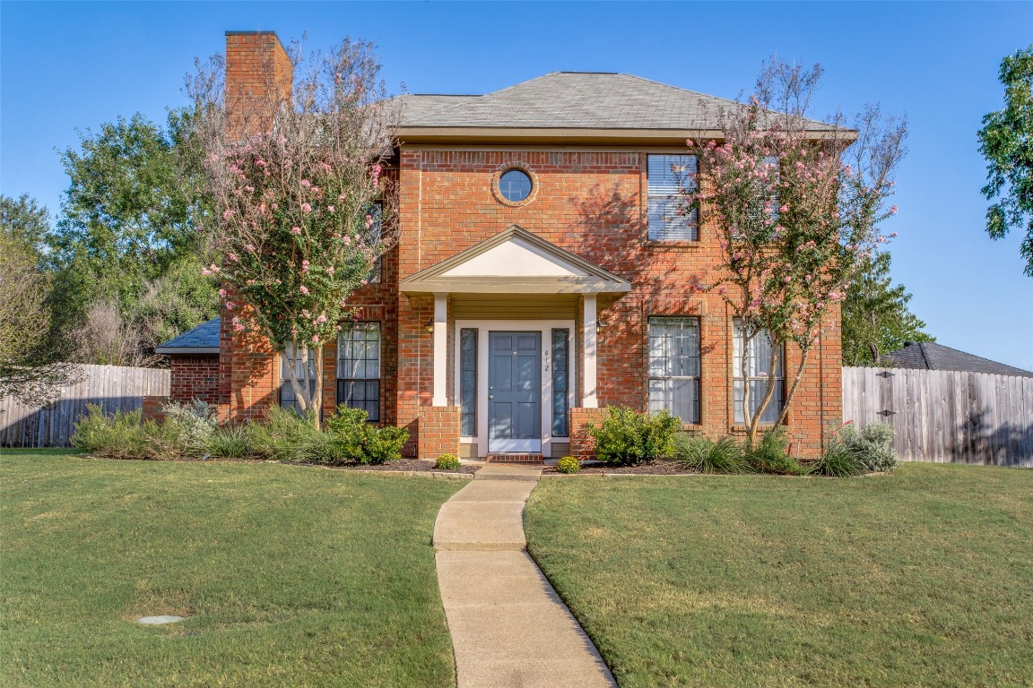 412 Raintree Circle Desoto TX 75115