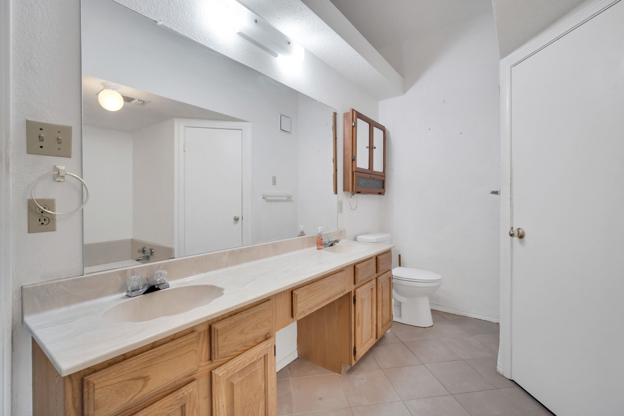 622 Lemon Drive Arlington TX 76018