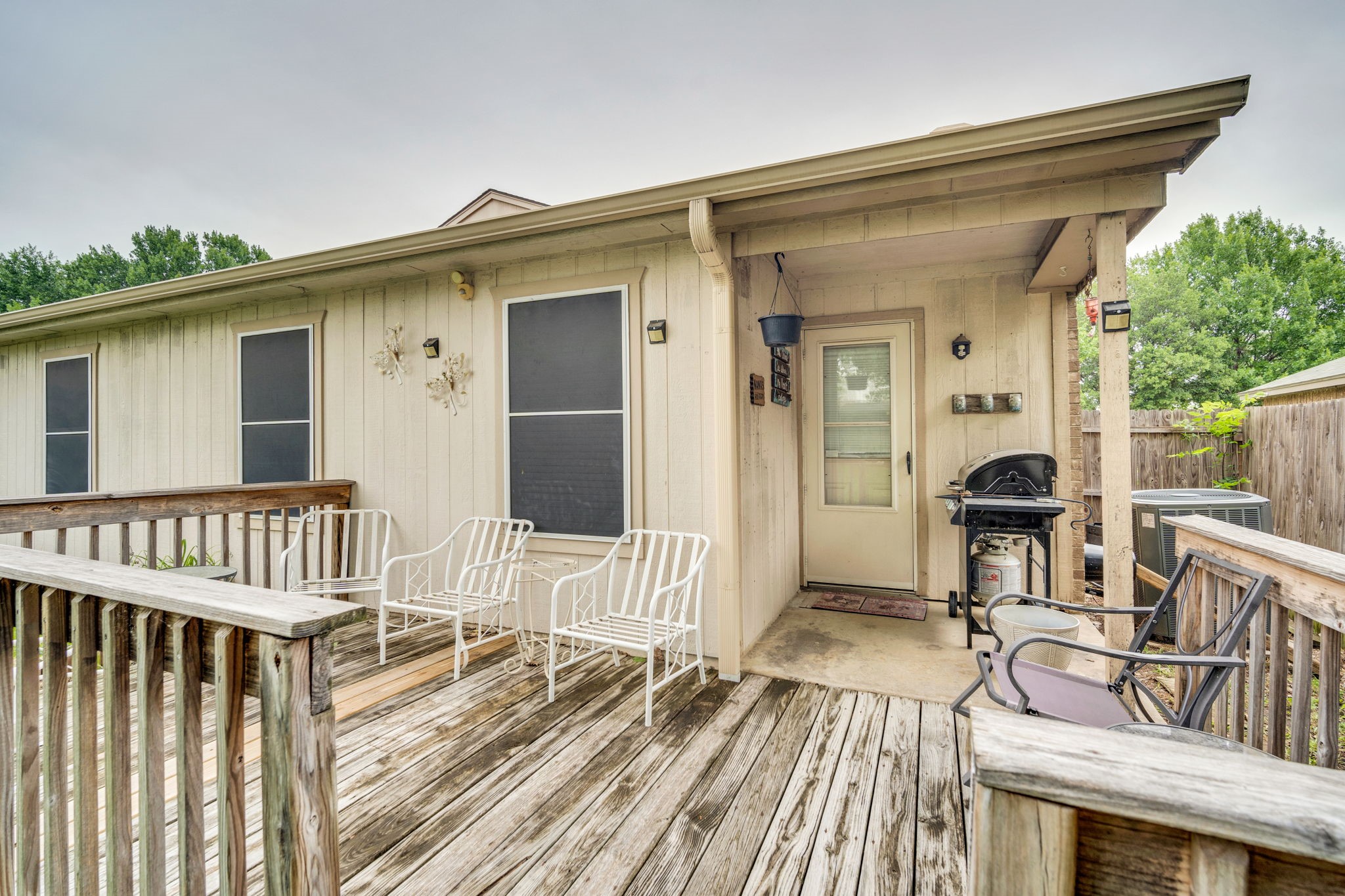 622 Lemon Drive Arlington TX 76018