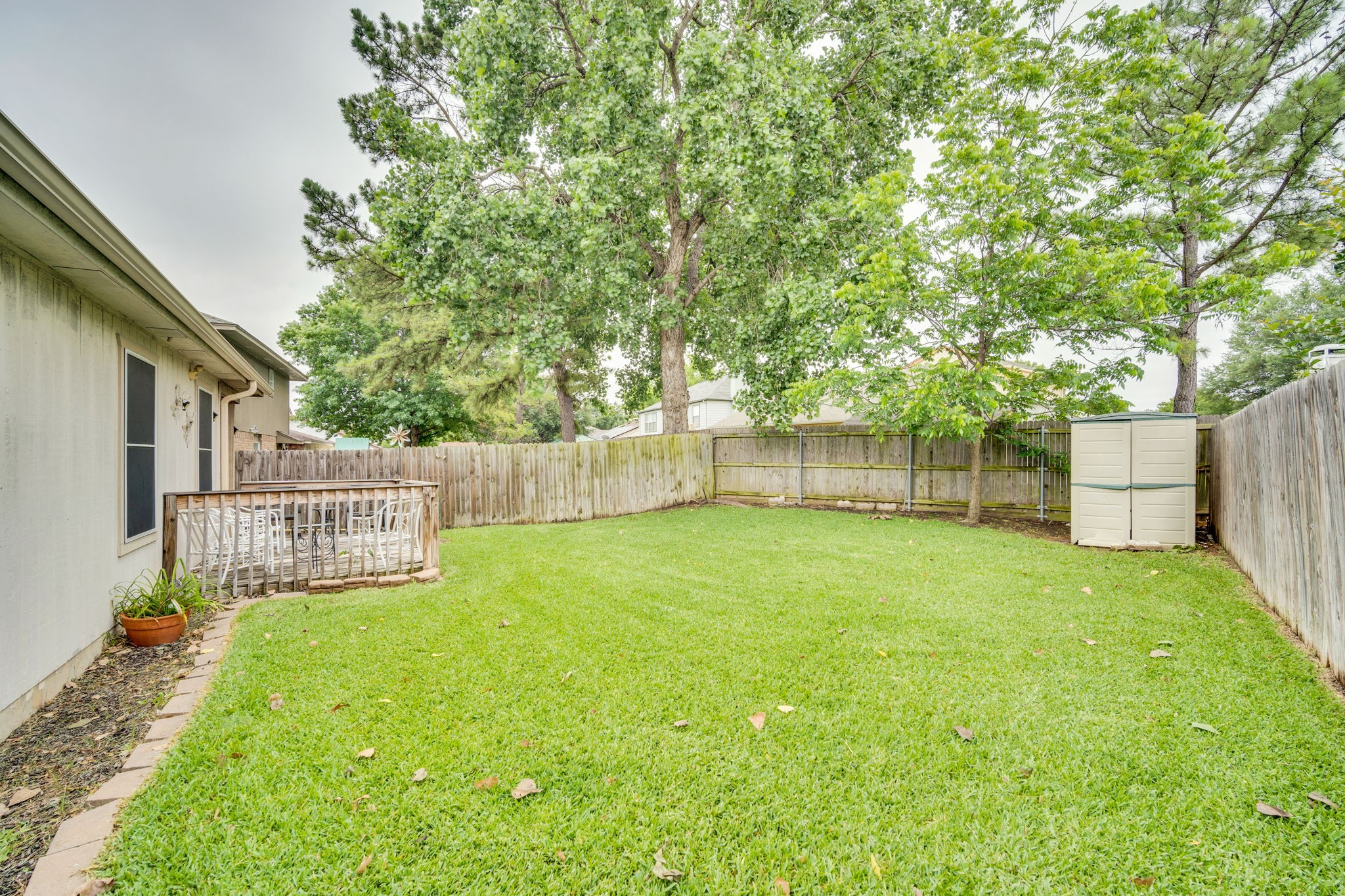 622 Lemon Drive Arlington TX 76018