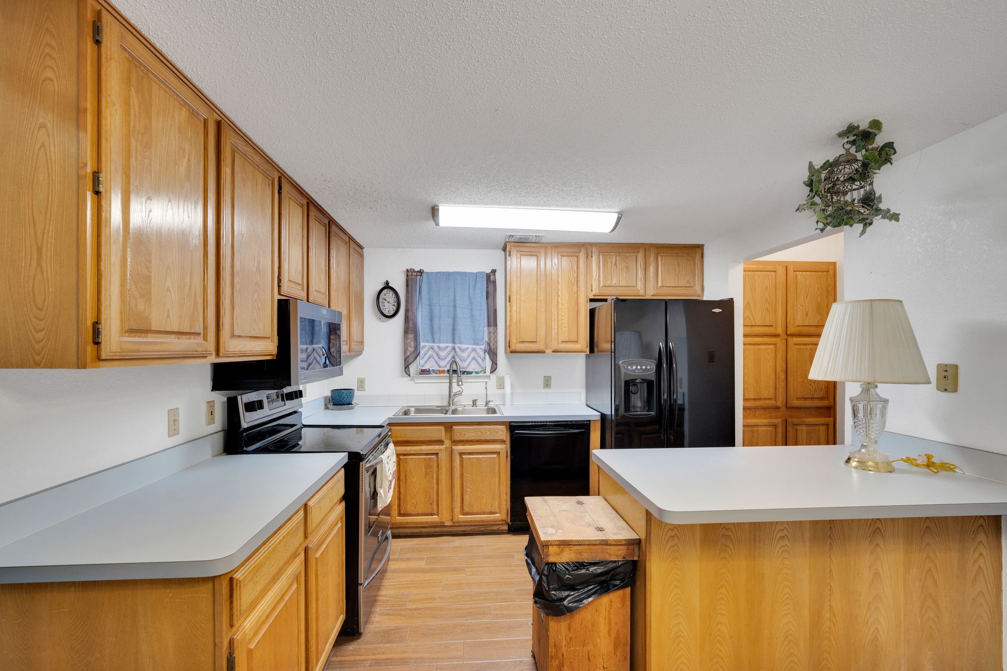622 Lemon Drive Arlington TX 76018