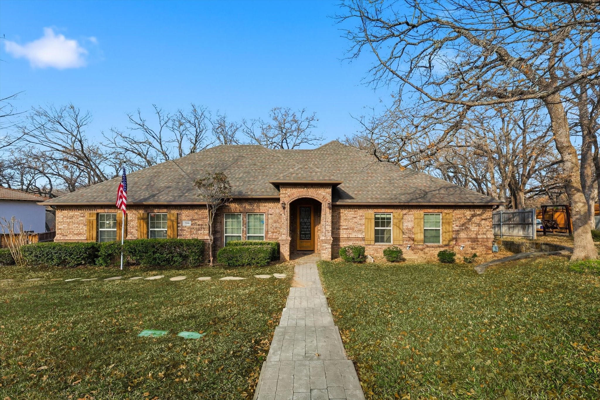 204 Trailwood Drive Euless TX 76039