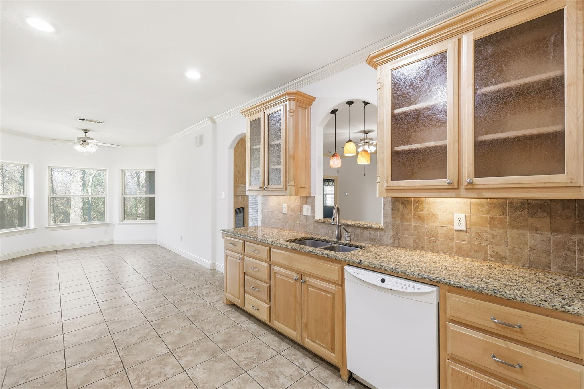 204 Trailwood Drive Euless TX 76039