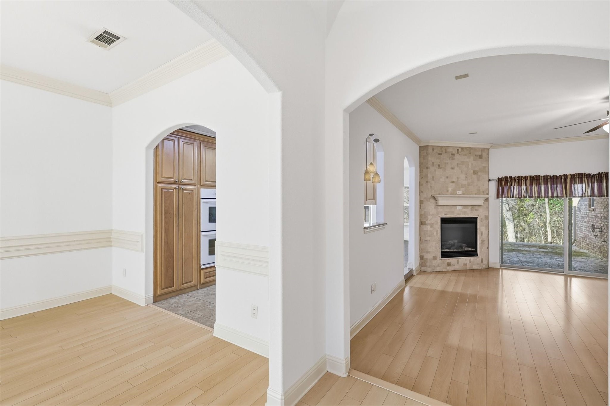 204 Trailwood Drive Euless TX 76039