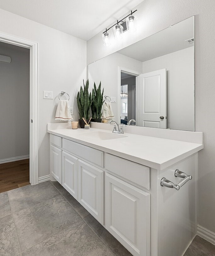 8471 Colburn The Colony TX 75056