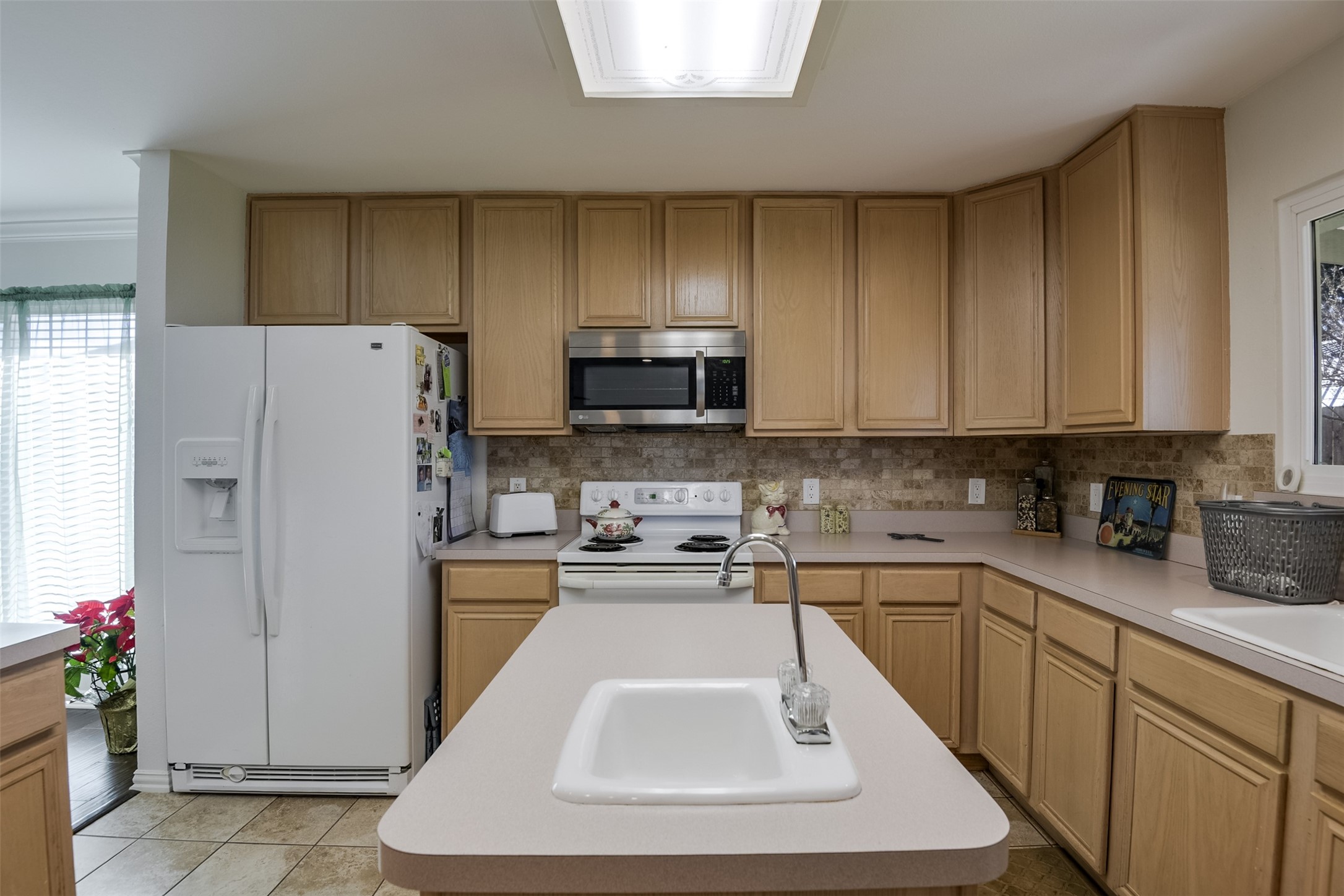 603 Columbia Avenue Waxahachie TX 75165