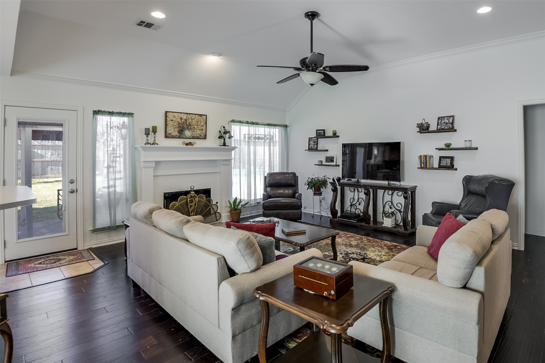 603 Columbia Avenue Waxahachie TX 75165