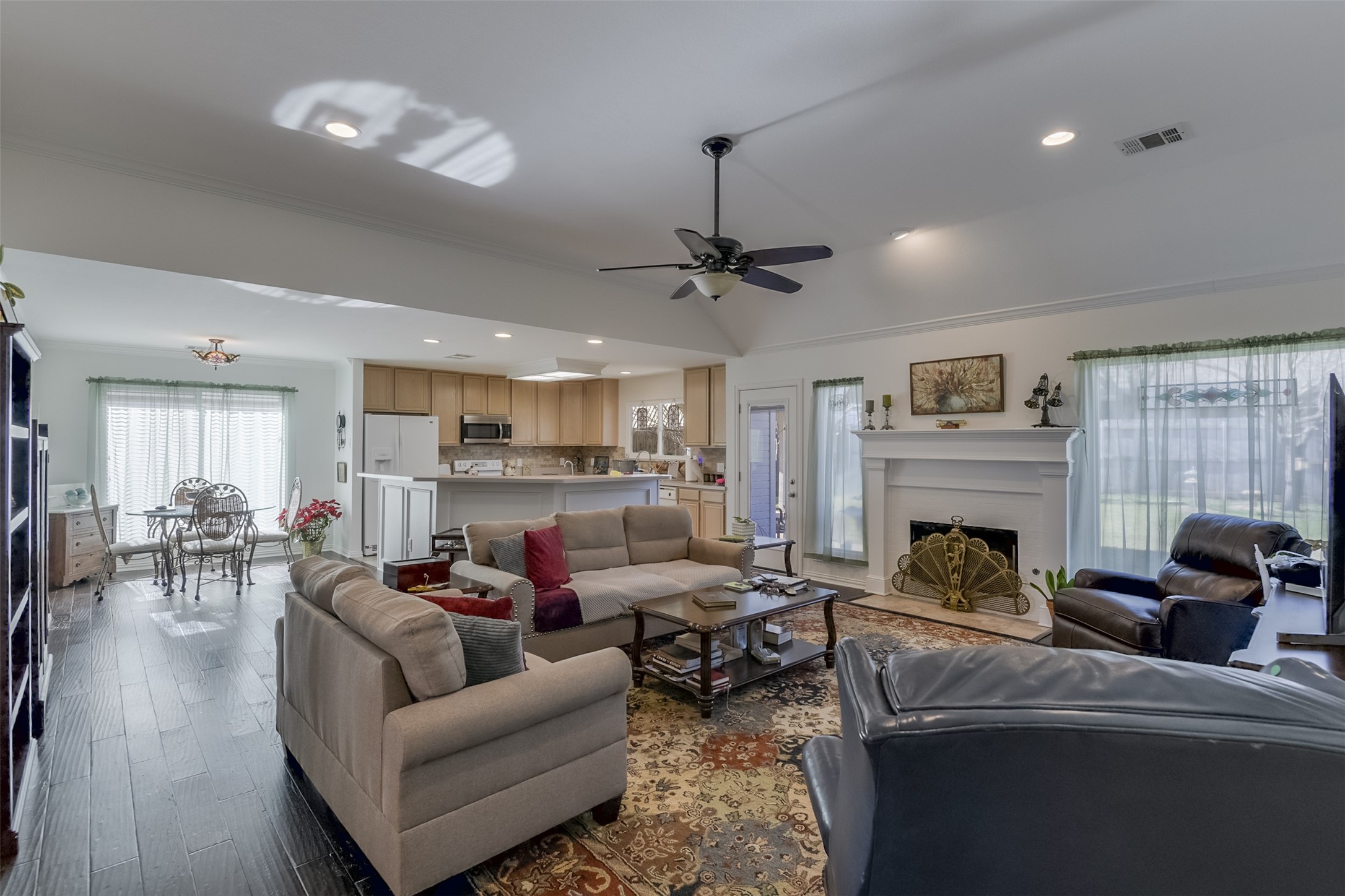 603 Columbia Avenue Waxahachie TX 75165