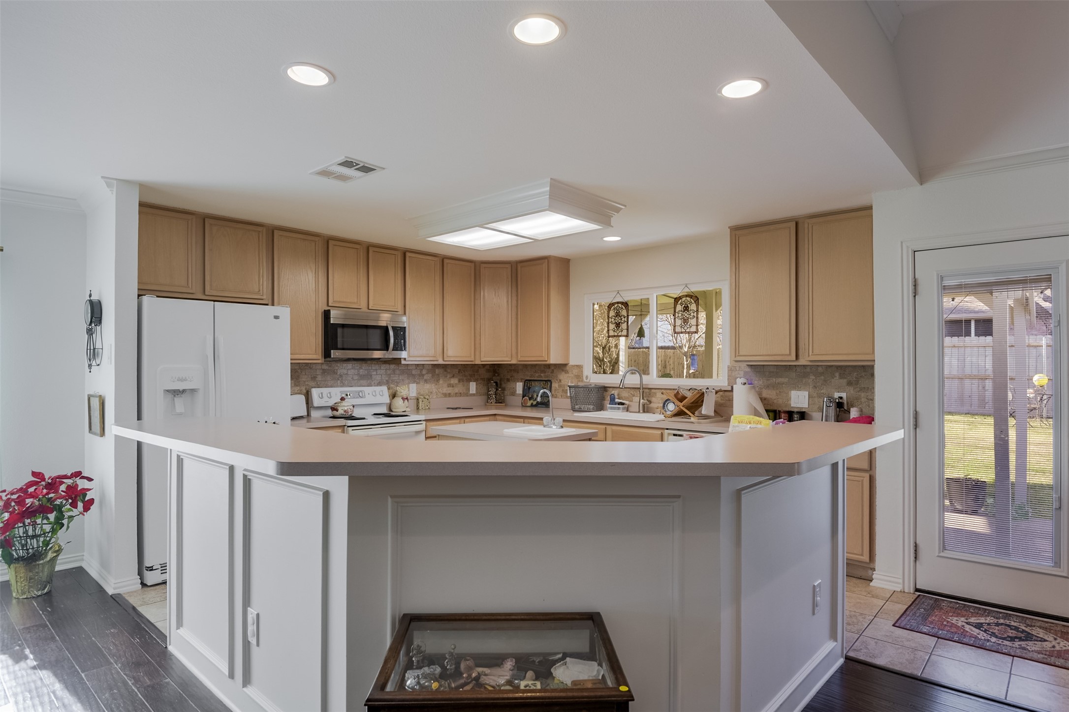 603 Columbia Avenue Waxahachie TX 75165