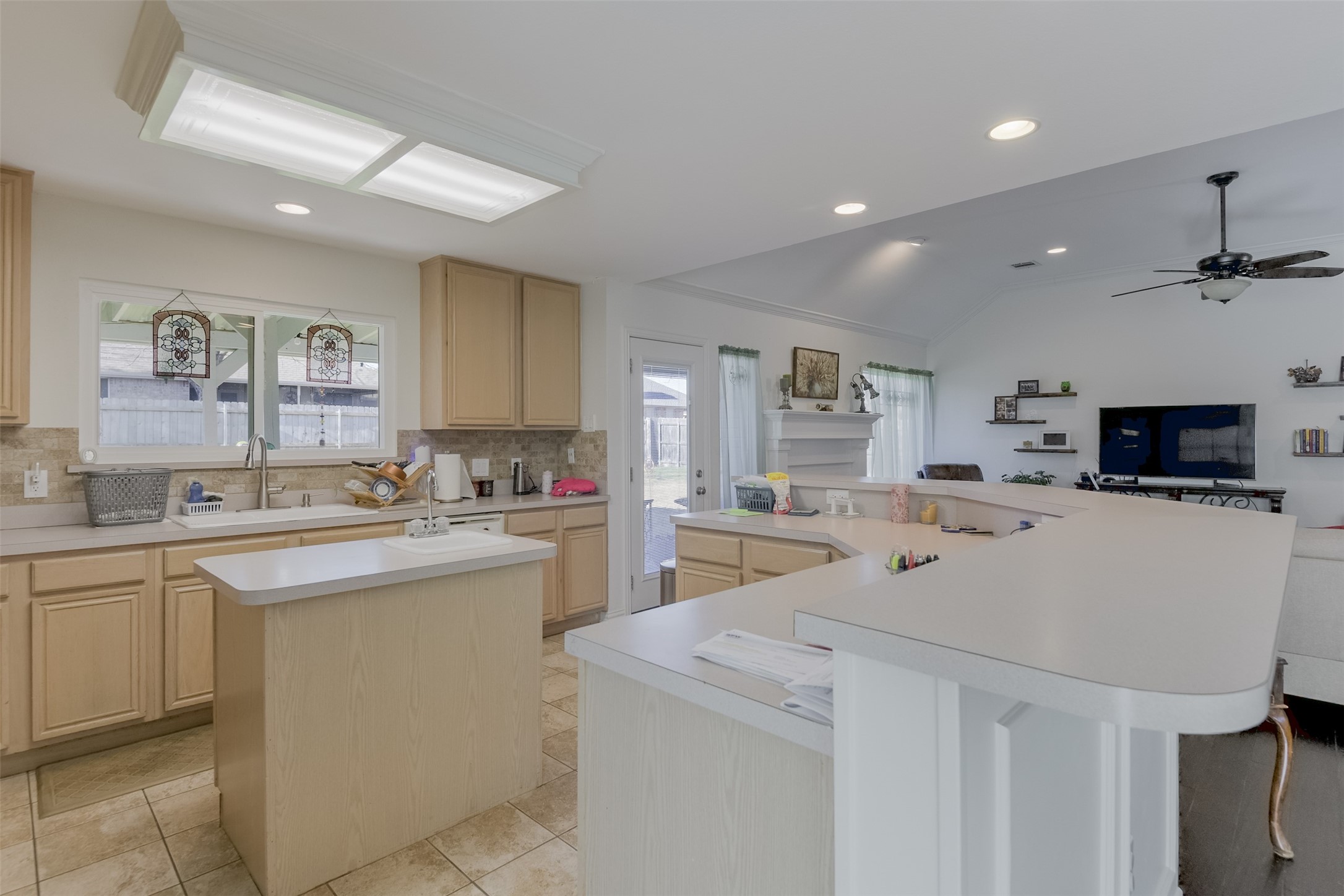 603 Columbia Avenue Waxahachie TX 75165