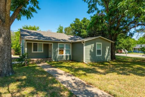 930 Poindexter Avenue Cleburne TX 76033