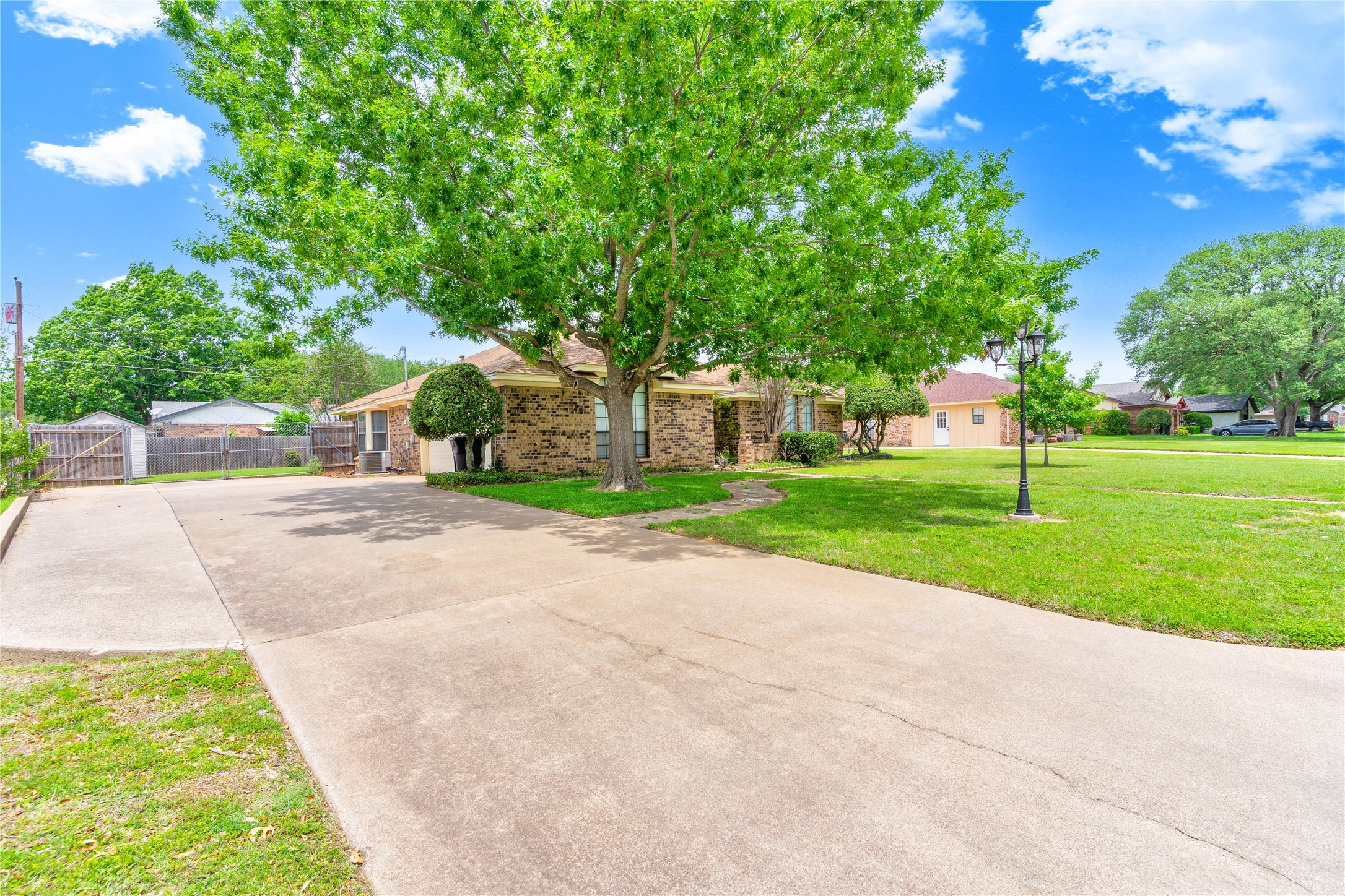 1308 Cindy Court Cleburne TX 76033