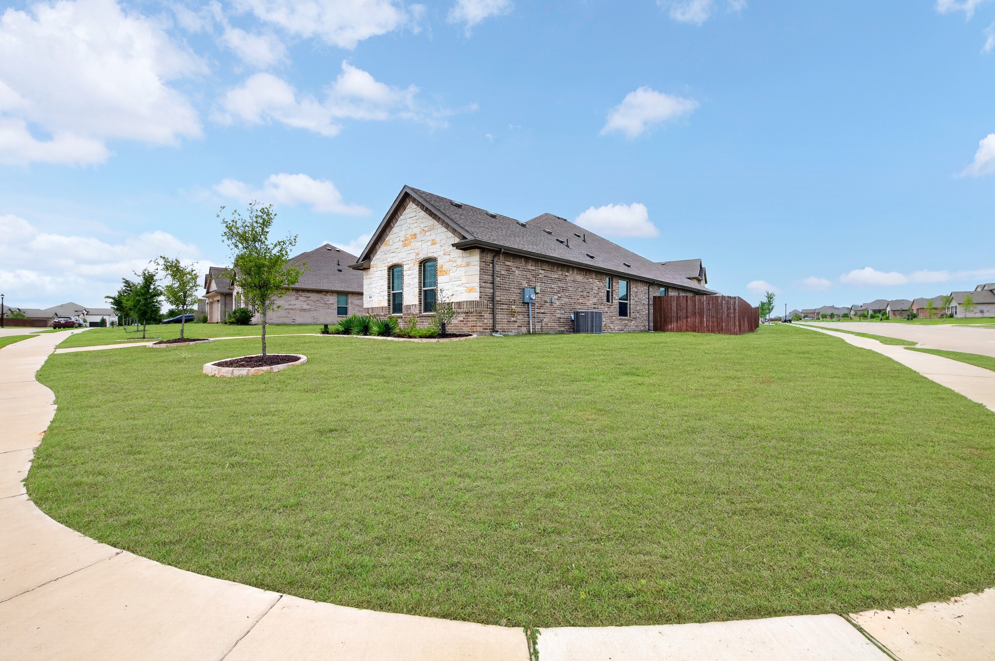 829 Poppie Lane Midlothian TX 76065
